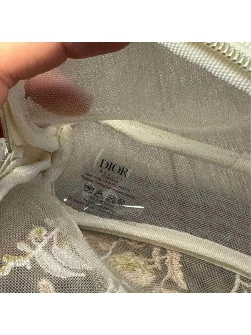 Dior add touch
